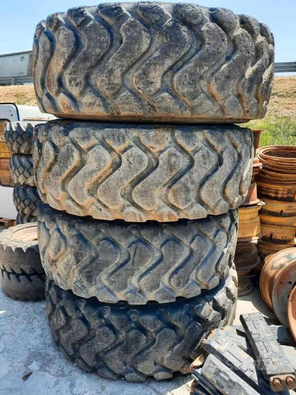 Pneumatico 20,5 R25